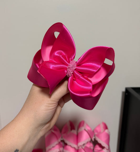 Fuchsia/Hot Pink Satin 🩷