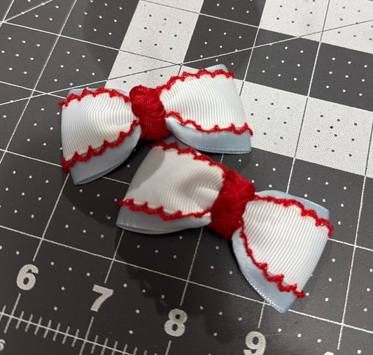 Mini bow ties